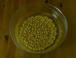 chickpeas that have soaked overnight