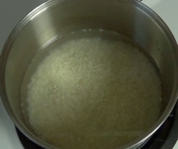 Rice in the pot